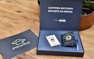 Seduc informa que dados de professores estão sendo atualizados para possibilitar a emissão da Carteira Nacional Docente